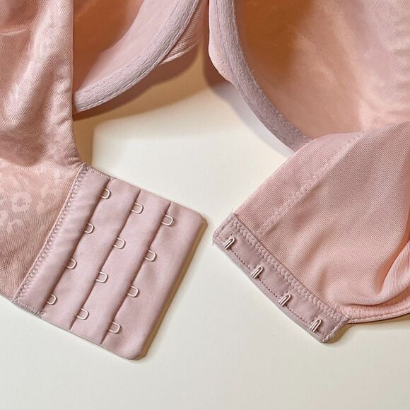 Torrid Pink Bra Simply Spacer T-Shirt Back Smoothing 42DDD Underwire NWT - Picture 6 of 10